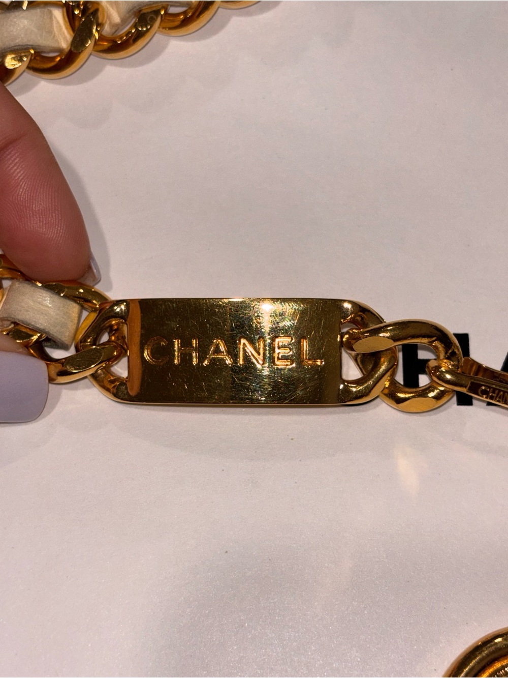 Authentic CHANEL vintage beige leather chain medallion belt 75cm - Picture 8 of 12